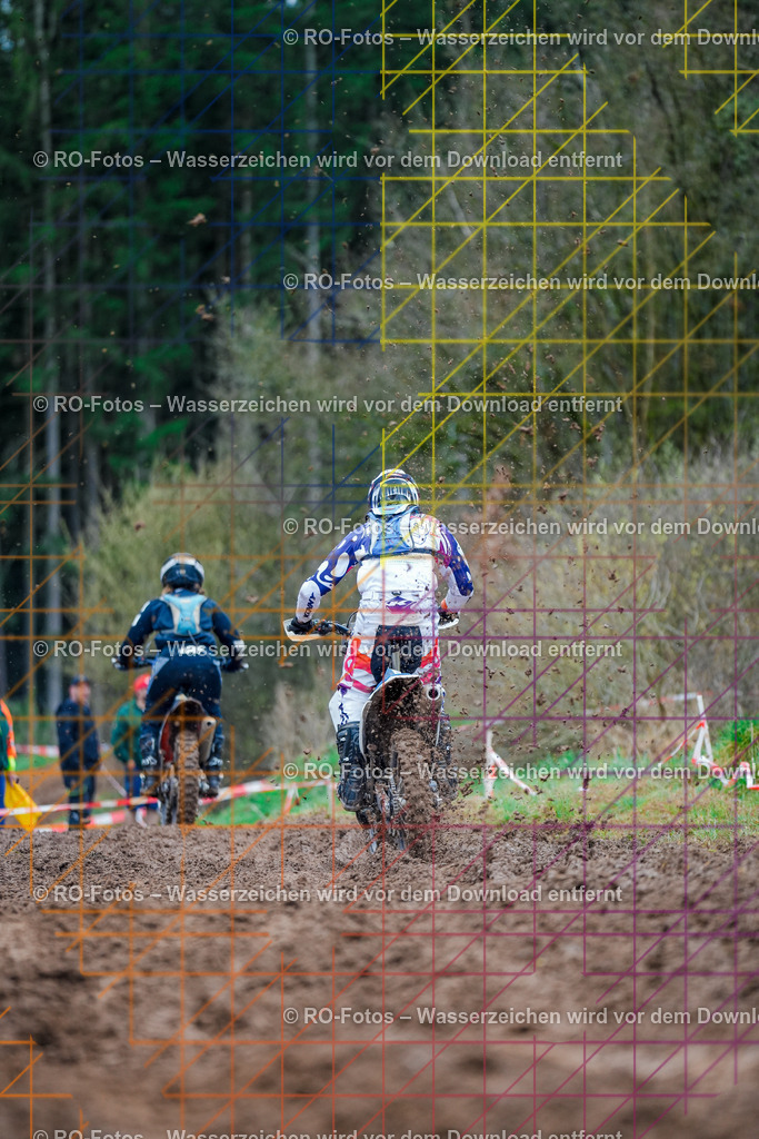 4 Lauf Mernes-429 | Sportfotografie von RO-Fotos: Motorsport, Motocross, Enduro, Laufveranstaltungen und Triathlon. Professionelle Fotos von Sportlern und Events. - Realisiert mit Pictrs.com
