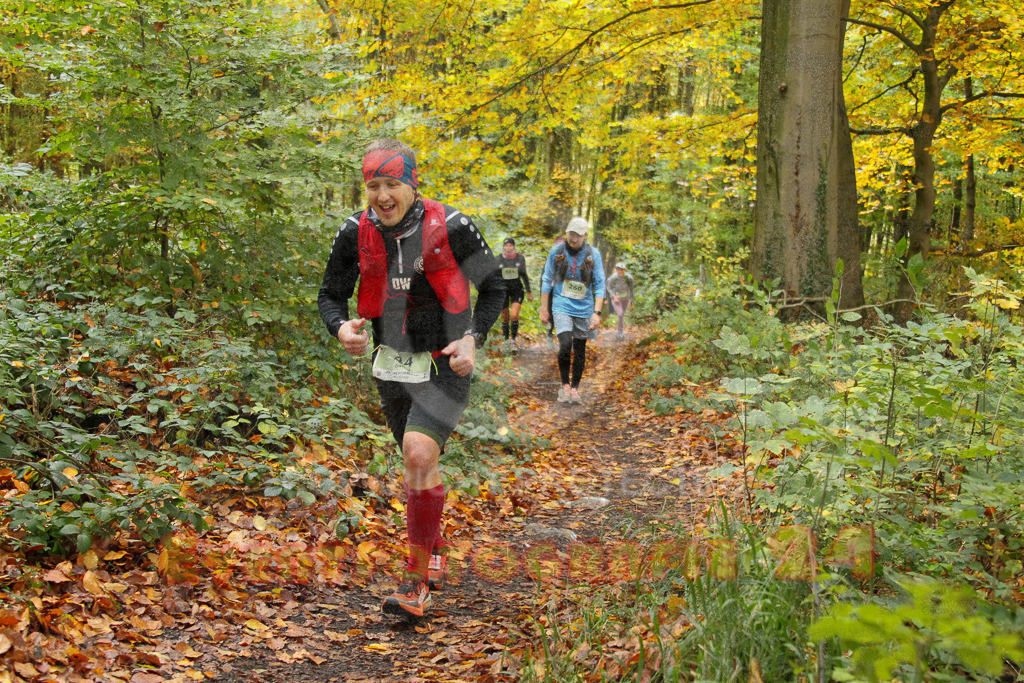251026_1258_EV4_6216 | Sportfotografie im Rhein-Sieg Kreis, Köln, Bonn, NRW, Rheinland Pfalz, Hessen, etc. Unser Tätigkeitsfeld umfasst den Laufsport vom Volkslauf über den Marathon, Duathlon, Triathon bis zum Ultralauf wie Kölnpfad Ultra oder Schindertrail.