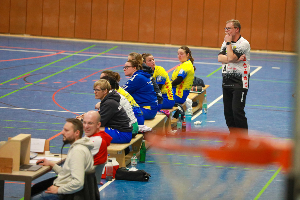 SvSchermbeck_SVN_061225_075 | Bildergalerie von Sport-Ereignissen aber auch von weiteren spannenden Dingen - nicht nur vom Niederrhein. In Anlehnung an den bekannten Spruch von Hanns Dieter Hüsch heißt das Motto: "Niederrhein ist überall".  - Realisiert mit Pictrs.com