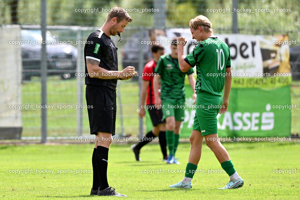 ATUS Nötsch vs. SC Landskron | Orel Stephan Referee, #10 Jonas Steinwender SC Landskron, ATUS Nötsch vs. SC Landskron, ATUS Nötsch vs. SC Landskron am 26.07.2025 in Nötsch (Dobratsch Arena), Austria, (Photo by Bernd Stefan)