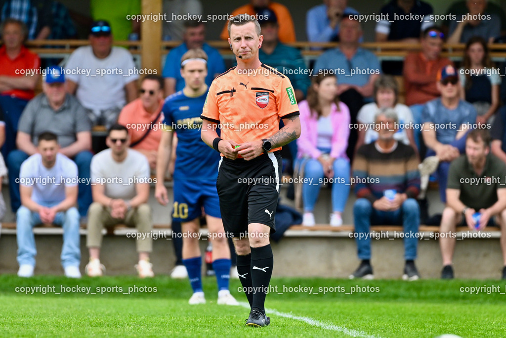 ATUS Velden vs. SV Dellach Gail | Christof Perchtold Referee, ATUS Velden vs. SV Dellach Gail, ATUS Velden vs. SV Dellach Gail am 03.05.2025 in Velden (Wald Arena Velden), Austria, (Photo by Bernd Stefan)