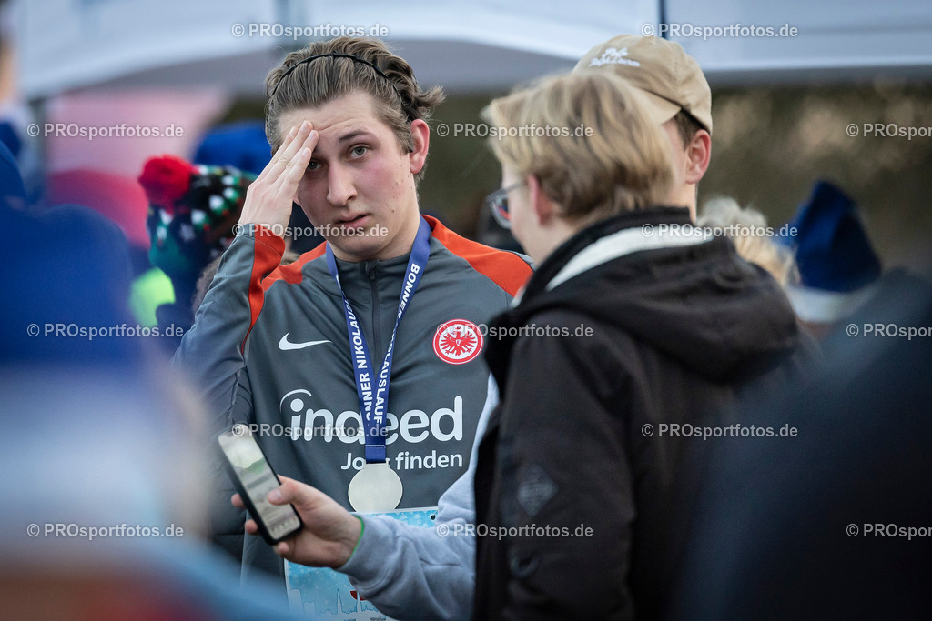 Bonner Nikolauslauf in Bonn, 08.12.2024 | Impressionen vom Bonner Nikolauslauf am 08.12.2024 in Bonn (Freizeitpark Rheinaue). Foto: BEAUTIFUL SPORTS/Axel Kohring