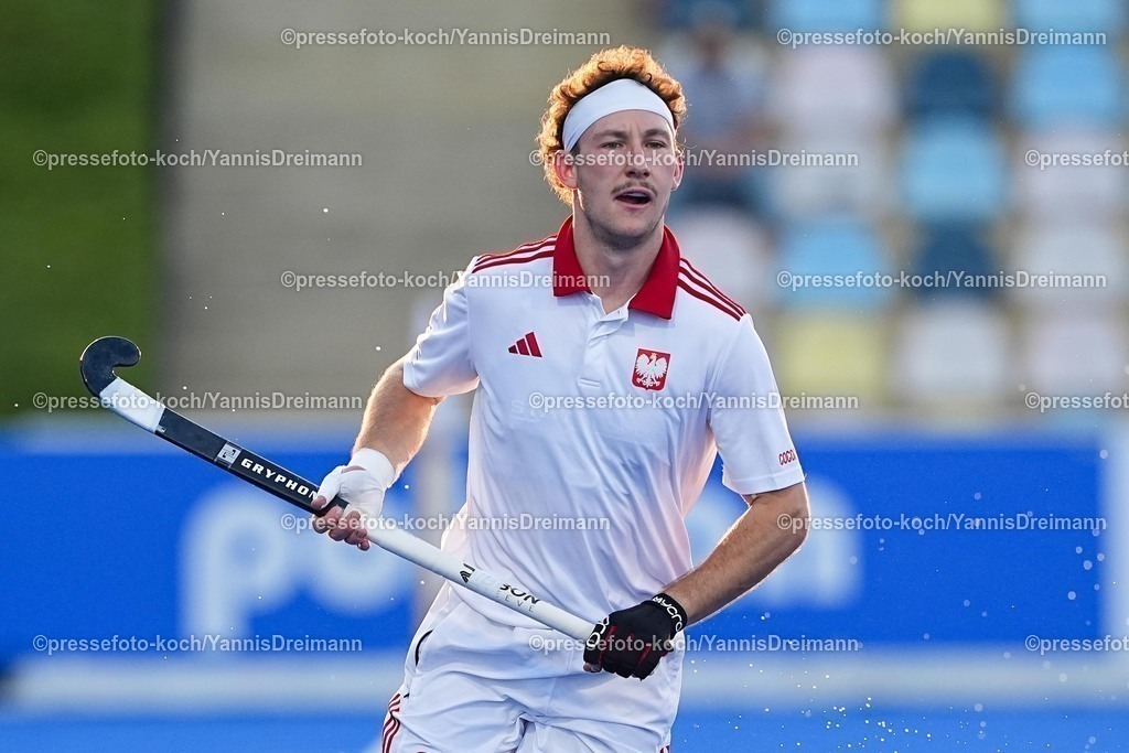 xydrx09082505038 | 09.08.2025, xydrx, Herren EuroHockey Championship 2025, Gruppenphase, Gruppe B, Frankreich - Polen, Sparkassenpark Mönchengladbach: Jakub Chumenczuk (Polnische Feldhockey Nationalmannschaft #21)