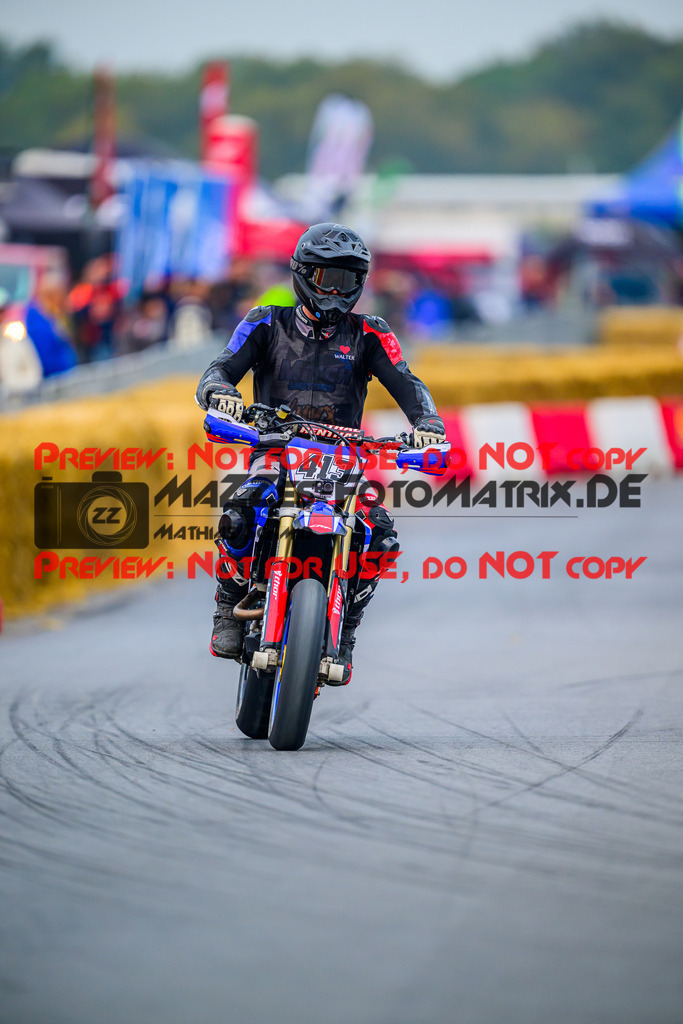 MaZZes_Fotomatrix_20251012_6007705_7656 | SENIOR