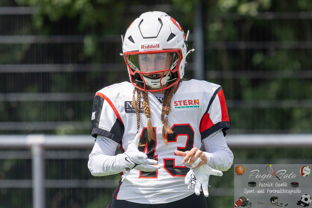 GFLW 1: German Football League Women 1: Rodgau Pioneers Ladies - Stuttgart Scorpions Sisters, 07.06.2026 | Melina Locher (Stuttgart Scorpions Sisters #43), Freisteller, Portrait / Porträt, Rodgau Pioneers Ladies - Stuttgart Scorpions Sisters, Rodgau, Maingau-Energie-Stadion "Am Weichsee", 7.6.2026 - Realisiert mit Pictrs.com