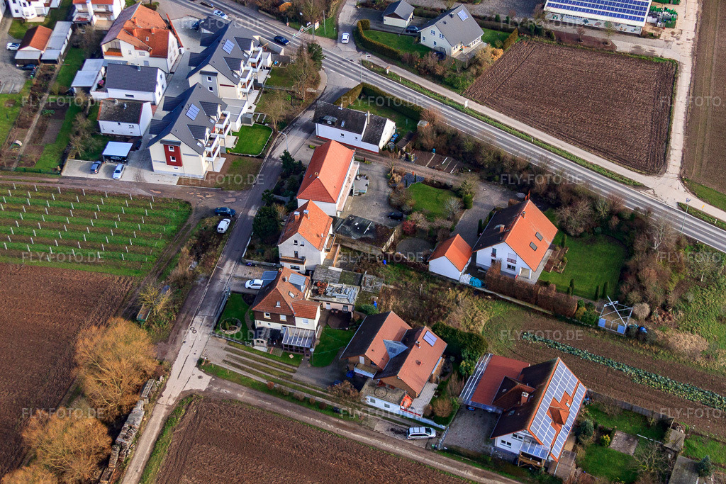 Luftbild: am Brünnel in Offenbach an der Queich im Bundesland Rheinland-Pfalz in Deutschland. Foto: IMG_61679.jpg vom 18.01.2014 durch Werner Riehm/FLY-FOTO.de