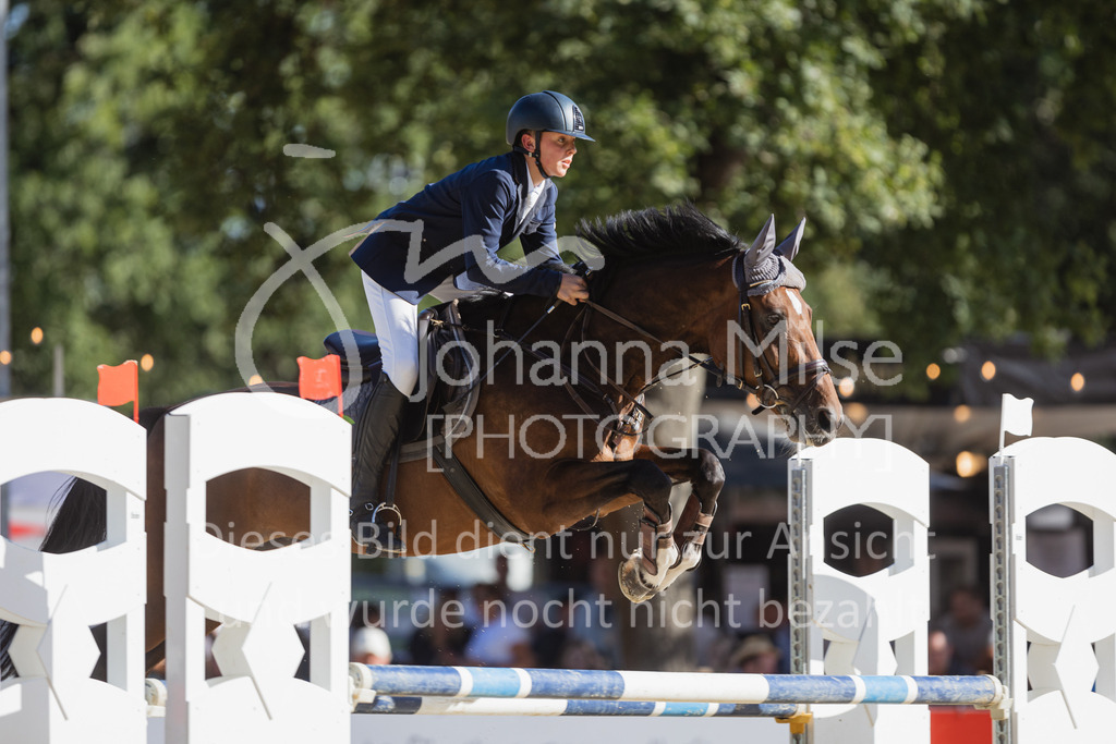 220828_Delbrueck_A2-Spr-206 | Deine schönsten Turniermomente als professionelle Fotos! Entdecke hochwertige Pferdesport-Fotografie im Online-Shop. Jetzt Fotos finden & bestellen!