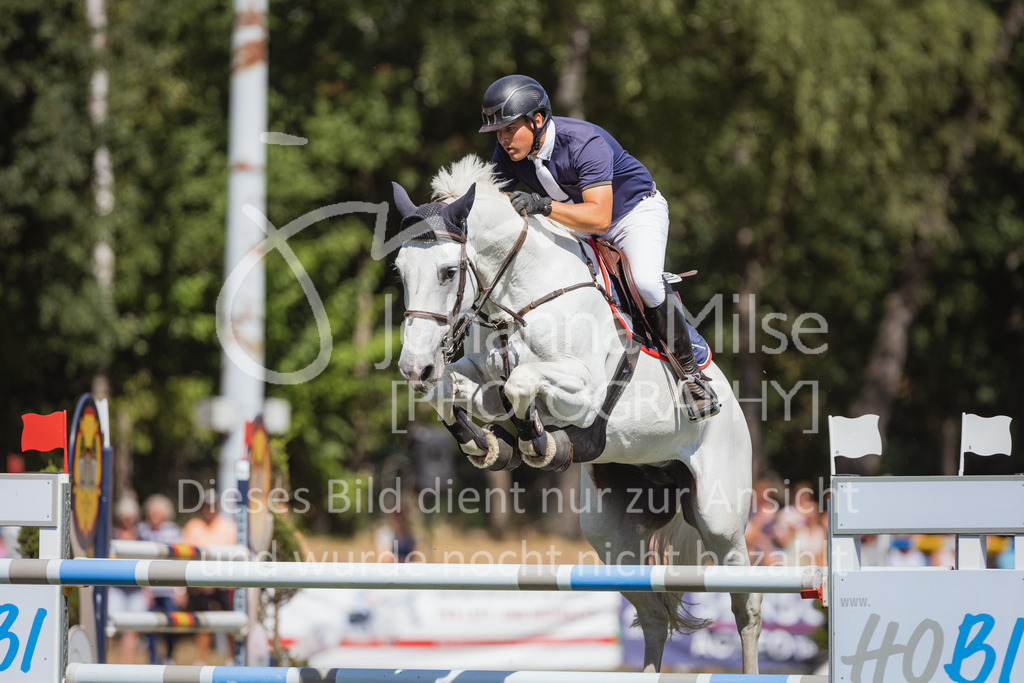 220717_LC_GroßerPreis-919 | Deine schönsten Turniermomente als professionelle Fotos! Entdecke hochwertige Pferdesport-Fotografie im Online-Shop. Jetzt Fotos finden & bestellen!