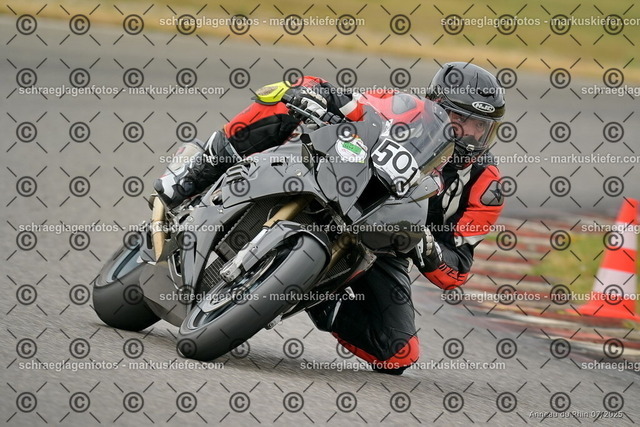 25bt05-0565 | markuskiefer.com - Realisiert mit Pictrs.com
