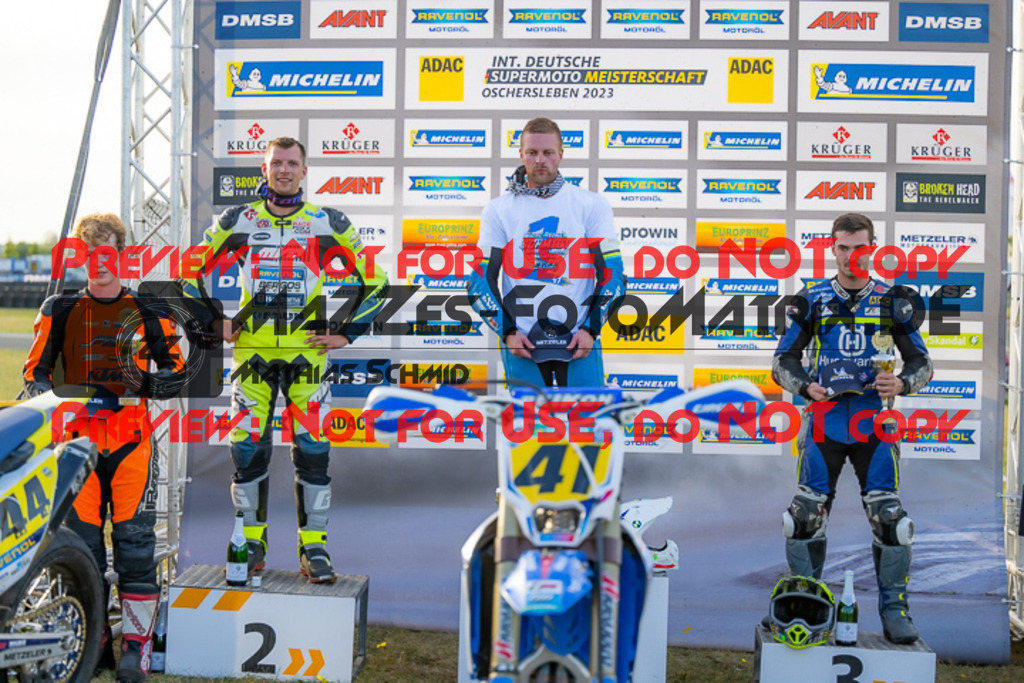 MaZZes_FotoMatrix_231001_0549 | S1