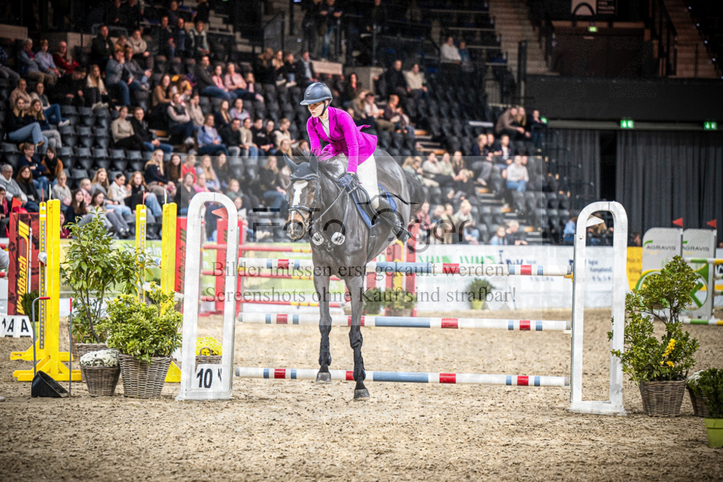 DOS_2655 | Entdecke hochwertige Reitturnierfotos von Foto Oger. Professionell, emotional und authentisch – jetzt Lieblingsmomente im Shop bestellen.Deutschlandweite Turnierfotografie. - Realisiert mit Pictrs.com