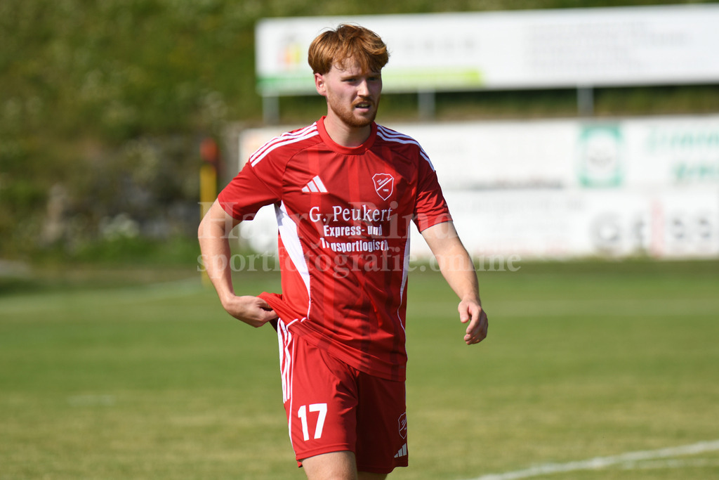 Totopokalspiel TSV Seebach : Fortuna Regensburg | Philipp Macht (TSV Seebach #17) - Realisiert mit Pictrs.com