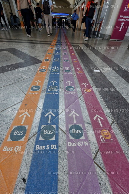 20240715-_Y2A0205-bahnsanierung-HEN-FOTO | 15.07.2024 Sperrung der Riedbahn Strecke (Frankfurt - Mannheim) der Deutschen Bundesbahn wegen Generalsanierung der Gleise, Weichen, Bahnhöfe ab heute 23 Uhr für ca. 5 Monate - der Schienenersatzverkehr erfolgt per Busse für Reisende und Pendler - Güterzüge werden umgeleitet - Symbolfoto (Foto: Peter Henrich) - Realisiert mit Pictrs.com