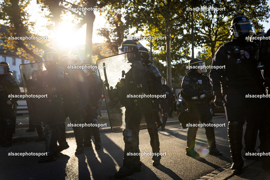 _B7A1394 | manifestation de lycéens à Strasbourg, le 6 octobre 2026, dans le cadre d’un mouvement national de protestation contre les conditions d’apprentissage. - Realisiert mit Pictrs.com