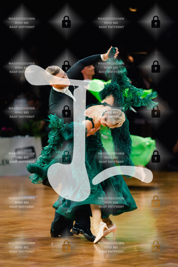 GOC 2025 - WDSF PD Super Grand Prix Standard 13th (8) Zoltan Ronyai _ Dora Busa (Hungary)-2025-08-21-1075 | Webshop for digital downloads and prints of dance sport, event & show photographer Julian Link - Realisiert mit Pictrs.com