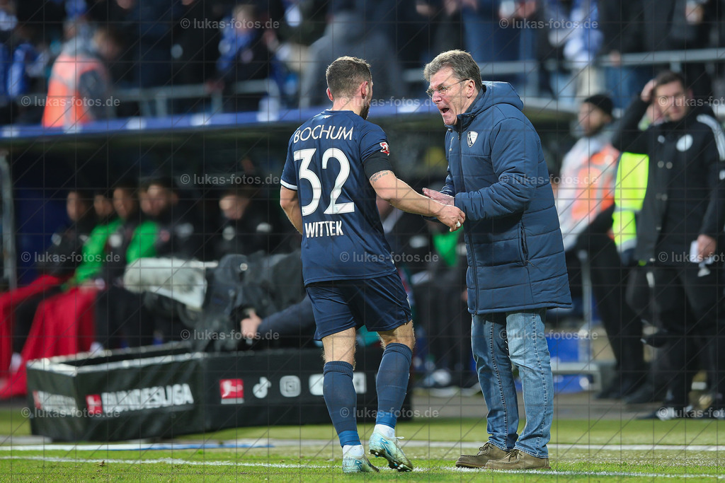 22. Dezember 2024 | VfL Bochum – FC Heidenheim | Zum Jahresabschluss gelang dem VfL Bochum der erste Saisonsieg. Das Duell mit Heidenheim wurde 2:0 gewonnen - Realisiert mit Pictrs.com