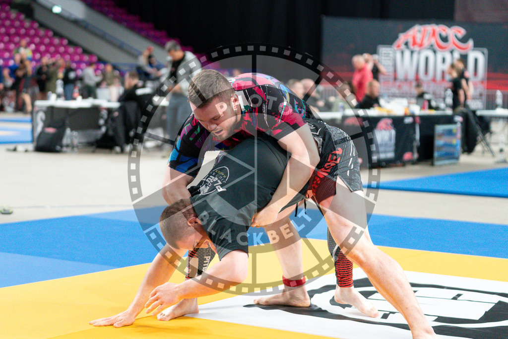 20250517PBB5516 | Athletes compete during the first day of the ADCC Amateur World Championship on May 15, 2025 in Warsaw, Poland. © Chiara Dazi / photoblackbelt