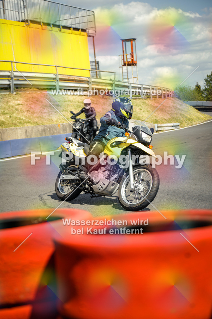 OBK_Mai_Martina_Markus-11205 | Hier findet Ihr Bilder von Touristenfahrten auf der Nürburgring Nordschleife oder von anderen Veranstaltungen die ich besucht habe. Viel Spass beim Durch Schauen 