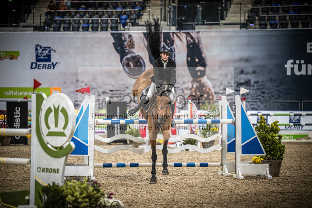 DOS_2927 | Entdecke hochwertige Reitturnierfotos von Foto Oger. Professionell, emotional und authentisch – jetzt Lieblingsmomente im Shop bestellen.Deutschlandweite Turnierfotografie. - Realisiert mit Pictrs.com