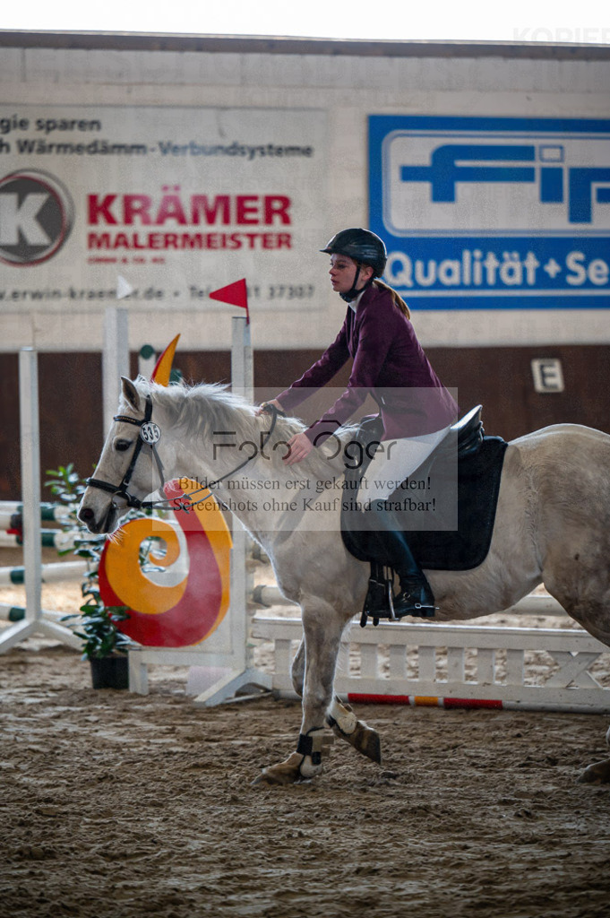 Hallenreittunier Voxtrup 2023 | Entdecke hochwertige Reitturnierfotos von Foto Oger. Professionell, emotional und authentisch – jetzt Lieblingsmomente im Shop bestellen.Deutschlandweite Turnierfotografie. - Realisiert mit Pictrs.com