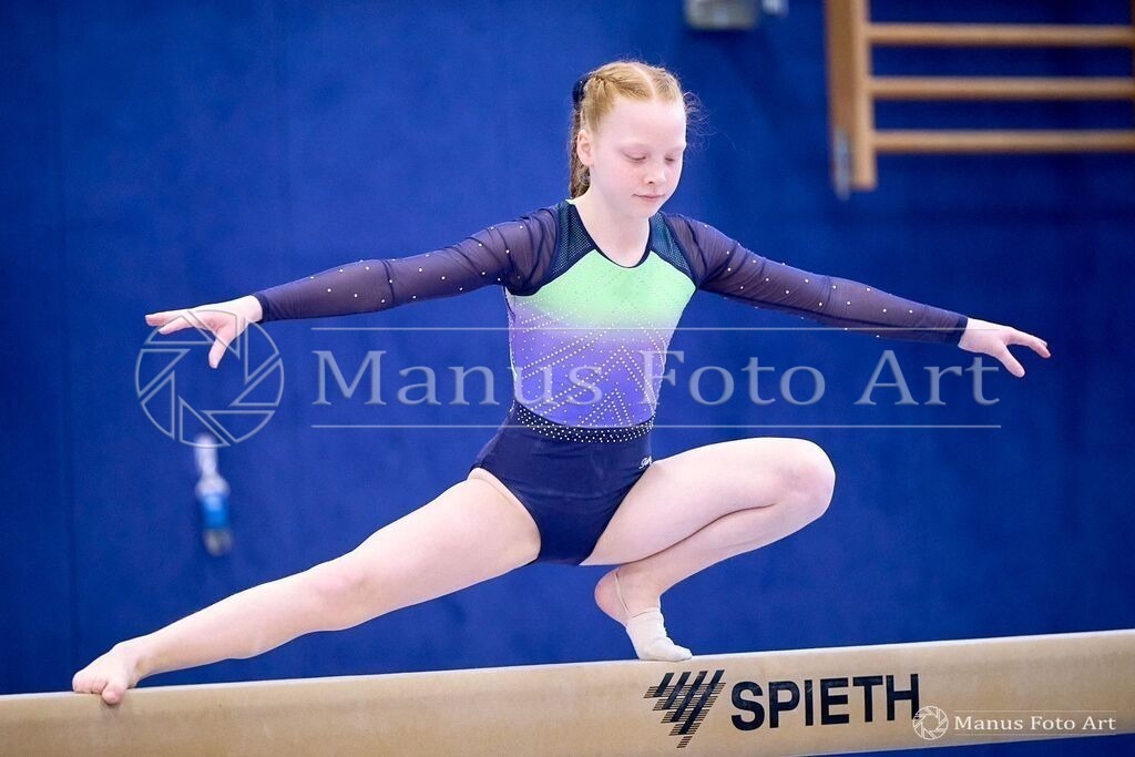 2024-04-30-1-1-C-DSC01290 | Professionelle Sportfotografie in Hamburg, Schleswig-Holstein und Niedersachsen – spezialisiert auf Rhönrad, Geräteturnen, Leistungsturnen und rhythmische Sportgymnastik. Bundesweite Begleitung von Rhönrad-Events. Jetzt Sport-Fotos - Realisiert mit Pictrs.com