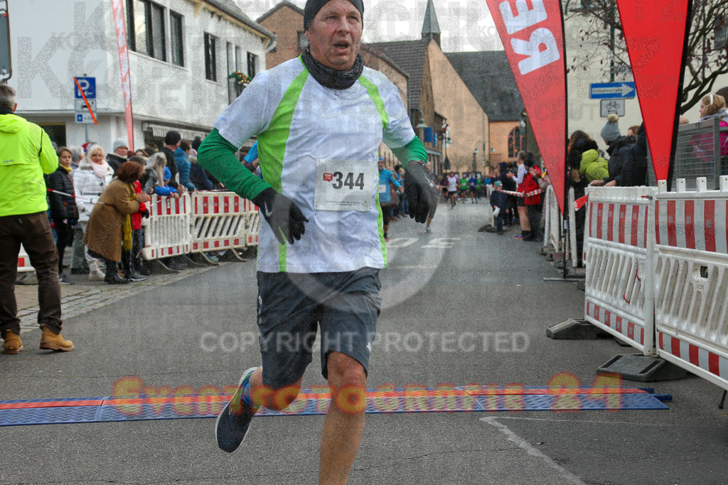 221127_1215_EX1_2218 | Sportfotografie im Rhein-Sieg Kreis, Köln, Bonn, NRW, Rheinland Pfalz, Hessen, etc. Unser Tätigkeitsfeld umfasst den Laufsport vom Volkslauf über den Marathon, Duathlon, Triathon bis zum Ultralauf wie Kölnpfad Ultra oder Schindertrail.