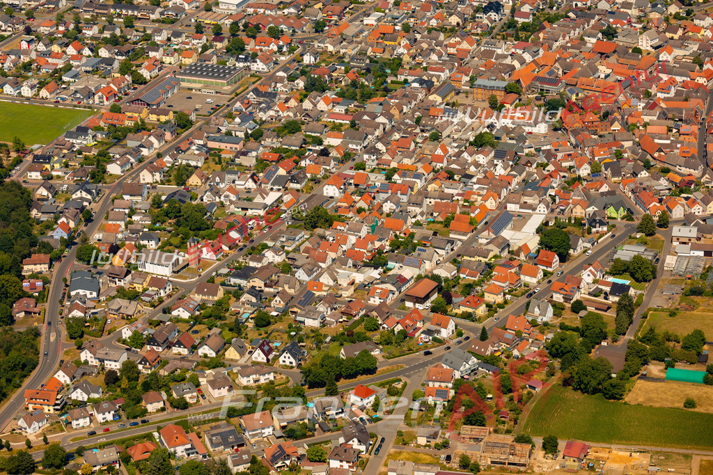 schaafheim-immobilie-haus-luftbild-891-2023 | Das Luftbild zeigt :  Schaafheim - Die Luftaufnahme wurde 2023 vom UL-Flugzeug aus erstellt ( keine Drohne ) - 
Hochauflösende Luftaufnahme - Für grossformatige Ausdrucke geeignet. Die Geschenkidee !
Mit Lizenz und Bildrechte bestellbar