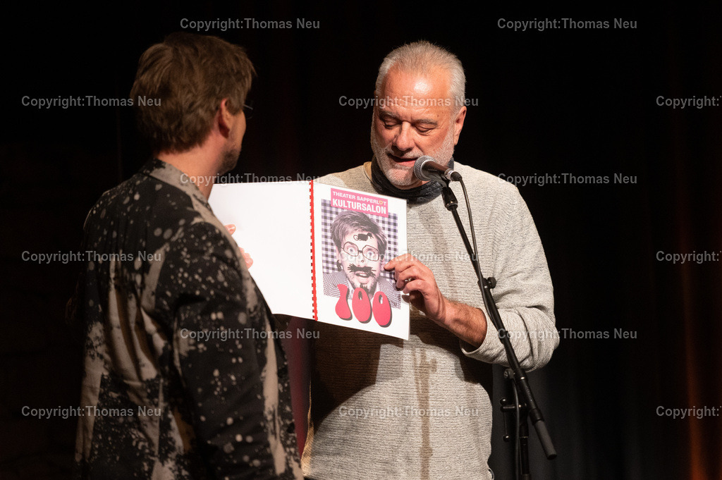 DSC_9591 | ble, Lorsch, Theater Sapperlot, 100.Kultursalon, Laudatio auf Daniel Helfriuch vom Blassen Betram alias Roland Junghans,  , ,, Bild: Thomas Neu