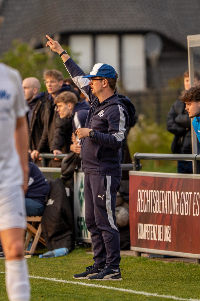 Fußball I Herren I Saison 2025-2026 I Landesliga Weser-Ems I 23. Spieltag I SFN Vechta - BW Lohne II I 01329 | jns.sportfotos - Realisiert mit Pictrs.com