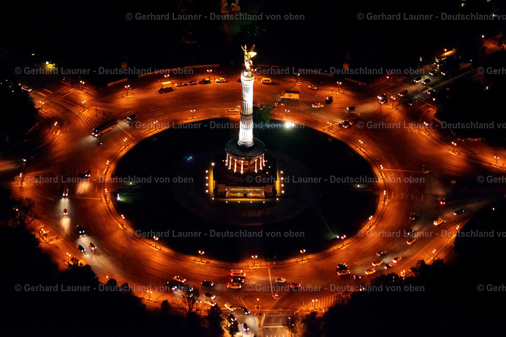 9000217 | Kreisverkehr Berliner Siegessäule bei Nacht