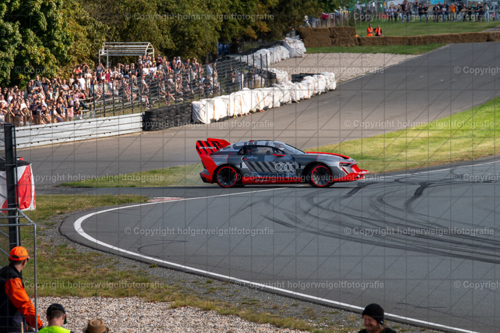 20250906160457D75_6541 | Bitte beachten!!!
Alle Fotos dieser Galerie sind nur grundbearbeitet. Im Falle eines Verkaufs, werde ich die Fotots noch mit dem nötigen Feinschliff versehen. - Realisiert mit Pictrs.com