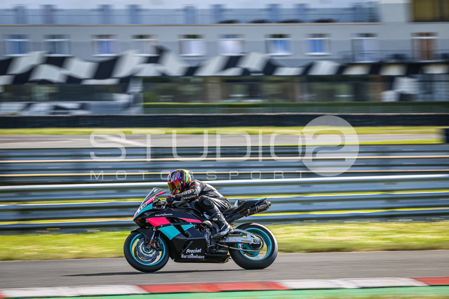 0018-260504OSL-031_18 | Deine Full-Service-Agentur für ✔️Videoproduktionen und ✔️Motorsportfotografie Jetzt Angebot anfragen!