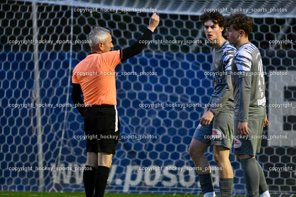 SAK vs. ASKÖ Köttmannsdorf | Karl Stark Referee, Gelbe Karte, #29 Sebastian Salbrechter ASKÖ Köttmannsdorf, #14 Simon Moder ASKÖ Köttmannsdorf, SAK vs. ASKÖ Köttmannsdorf, SAK vs. ASKÖ Köttmannsdorf am 02.04.2026 in Klagenfurt (Sportpark Welzenegg), Austria, (Photo by Bernd Stefan)