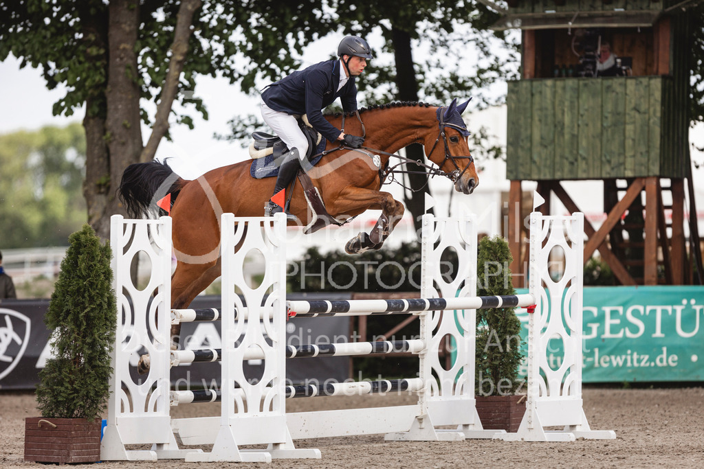 250506_Mühlen_SprPf-L2-432 | Deine schönsten Turniermomente als professionelle Fotos! Entdecke hochwertige Pferdesport-Fotografie im Online-Shop. Jetzt Fotos finden & bestellen!