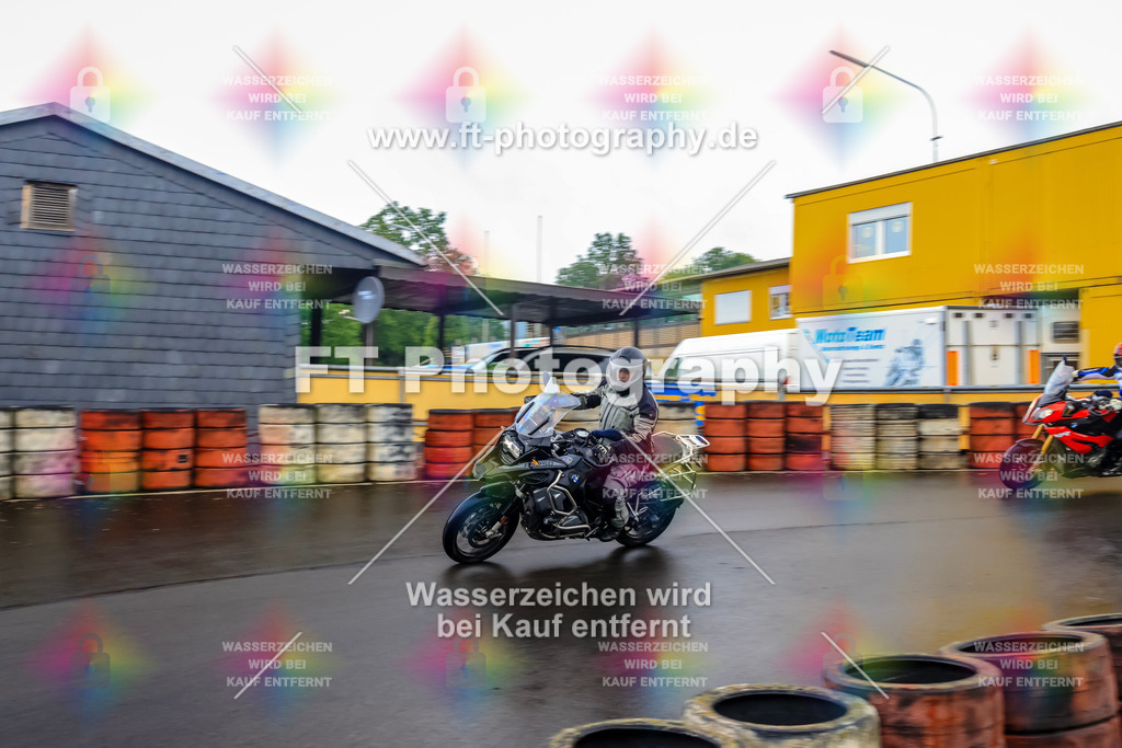 OBK-6063 | Hier findet Ihr Bilder von Touristenfahrten auf der Nürburgring Nordschleife oder von anderen Veranstaltungen die ich besucht habe. Viel Spass beim Durch Schauen 