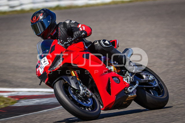 0112-260526NBR-014_112 | Deine Full-Service-Agentur für ✔️Videoproduktionen und ✔️Motorsportfotografie Jetzt Angebot anfragen!