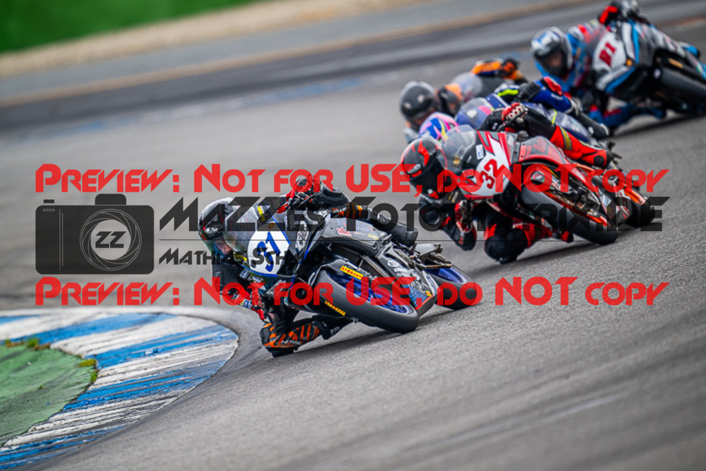 MaZZes_FotoMatrix_220925_7748 | IDM300