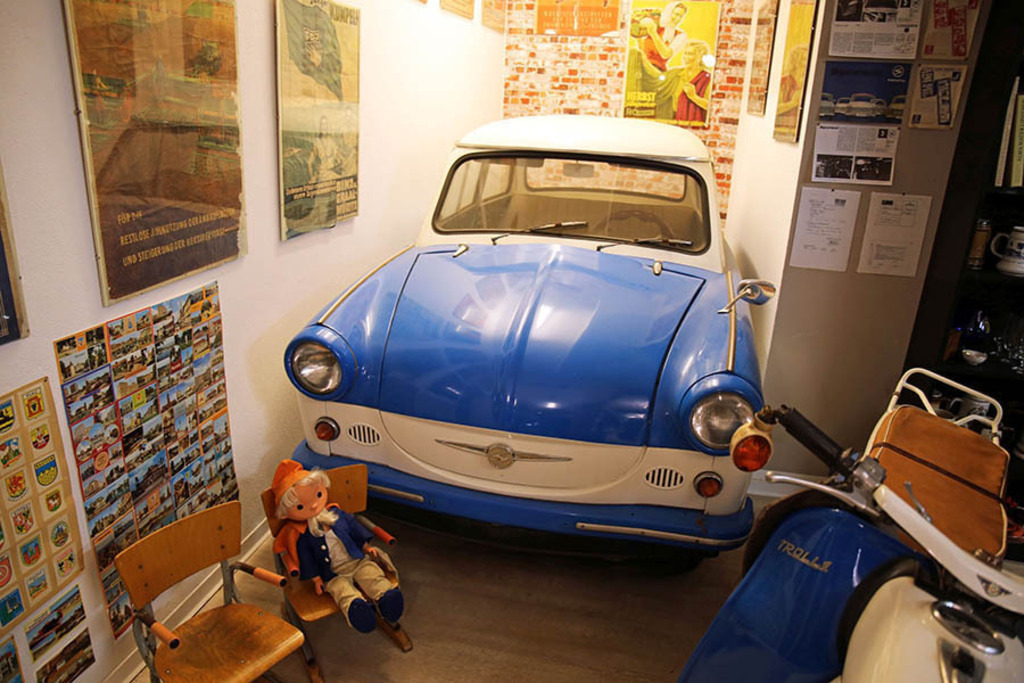 N'OSTALGIE Museum Leipzig | Entdecke über 20 Kategorien Leipzig-Motive: Foto-Downloads, hochwertige Poster, Leinwand- & Fine-Art-Prints. Jetzt Lieblingsfoto im Bildlexikon Leipzig Shop bestellen!