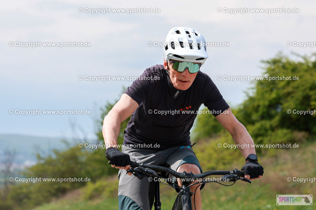 405_AR6_2343 | Neusiedlersee Radmarathon 2026@sportshot_your_pictrs #yourpictures#roadtowm2029 #nrm #neusiedlerseeradmarathon #neusiedlersee #neusiedlerseetourismus #burgenland #mörbisch #nrm26 #burgenlandtourismus #voglundco #poweredbyburgenlandtourismus #radsport #rad #marathon #ucigranfondo #visitburgenland #ucigranfondoworldseries