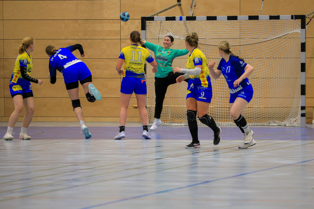 TvBorkenIII_SVN_161125_098 | Bildergalerie von Sport-Ereignissen aber auch von weiteren spannenden Dingen - nicht nur vom Niederrhein. In Anlehnung an den bekannten Spruch von Hanns Dieter Hüsch heißt das Motto: "Niederrhein ist überall".  - Realisiert mit Pictrs.com