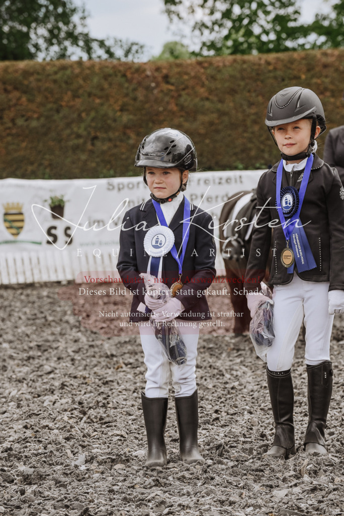 20230514_JK-Röhrsdorf-25-392 | Pferde- und Turnierfotografie in Westsachsen. Pferdeportraits, Auftragszeichnungen und intuitive Kunst.