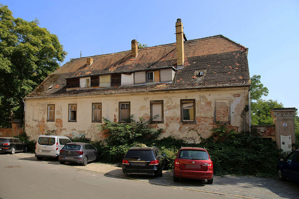 Foto: Leipzig - Schoesserhaus Kleinzschocher | Das Team hinter BILDLEXIKON LEIPZIG bündelt historische wie aktuelle Informationen über die Stadt Leipzig in Text und Bild auf einer Plattform und stellt diese der interessierten Öffentlichkeit zur Verfügung.