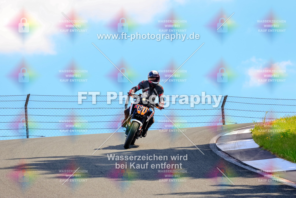 _TCM4247 | Hier findet Ihr Bilder von Touristenfahrten auf der Nürburgring Nordschleife oder von anderen Veranstaltungen die ich besucht habe. Viel Spass beim Durch Schauen 