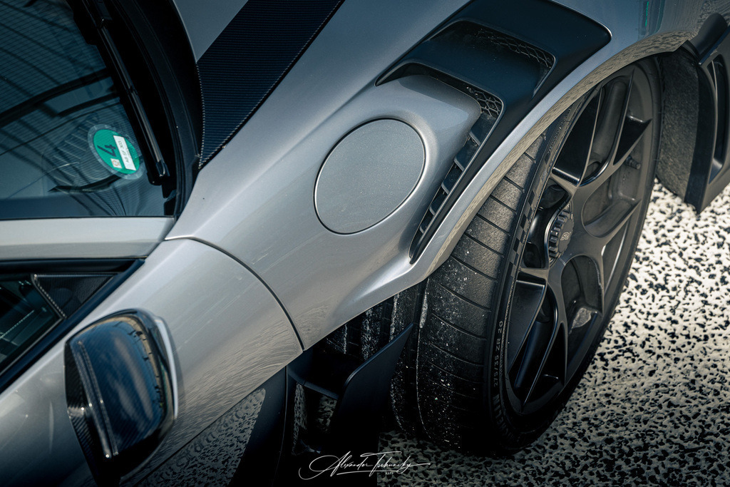 R6AT3273 _Alexander Tschuncky | Entdecken Sie die faszinierende Welt von Alexander Tschuncky Arts: Kreative Fotografie, atemberaubende Automobilkunst und hochwertiger Bilderdruck. Lassen Sie sich inspirieren! - Realisiert mit Pictrs.com