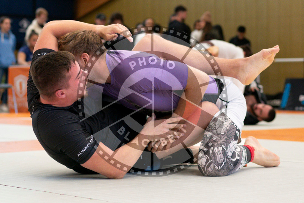20240915PBB0106 | Athletes compete during the Grappling Industries’ grappling and Brazilian jiu-jitsu competition in Berlin, on September 15, 2024.