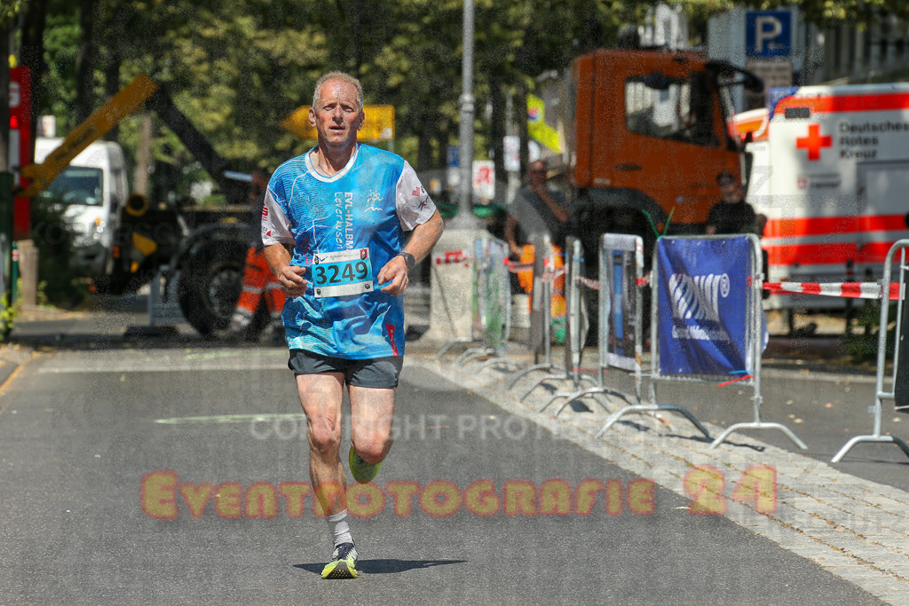 250621_1134_EX1_3652 | Sportfotografie im Rhein-Sieg Kreis, Köln, Bonn, NRW, Rheinland Pfalz, Hessen, etc. Unser Tätigkeitsfeld umfasst den Laufsport vom Volkslauf über den Marathon, Duathlon, Triathon bis zum Ultralauf wie Kölnpfad Ultra oder Schindertrail.
