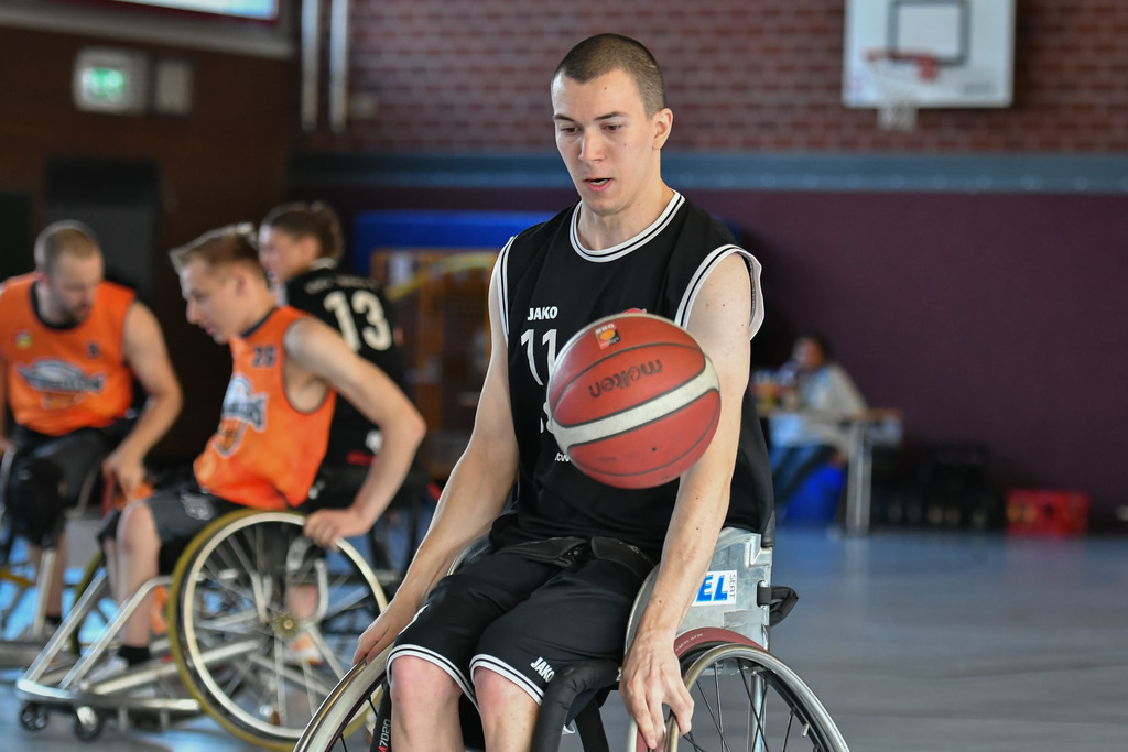 2025-02-15-0119 | Ralph Kunze - Realisiert mit Pictrs.com