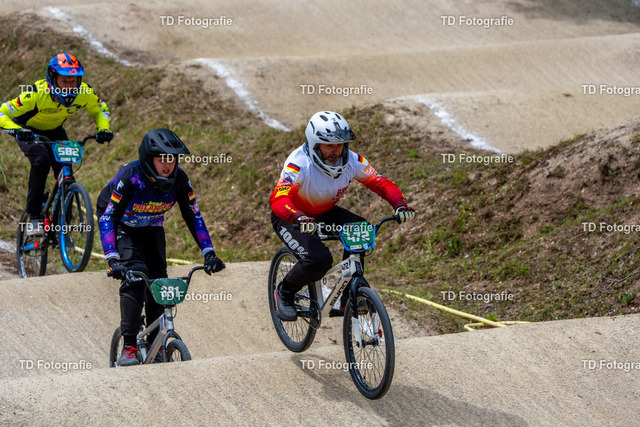 BayBMX2026-05789 | Fotogalerie von Thomas Dettweiler mit Eventbildern und lizenzfreien Fotos. Perfekt als Wandbild, für Büro, Website oder private Nutzung. - Realisiert mit Pictrs.com