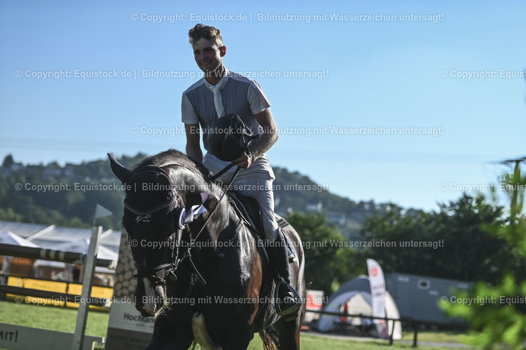 20230908_24_Springen_M_0101 | equistock