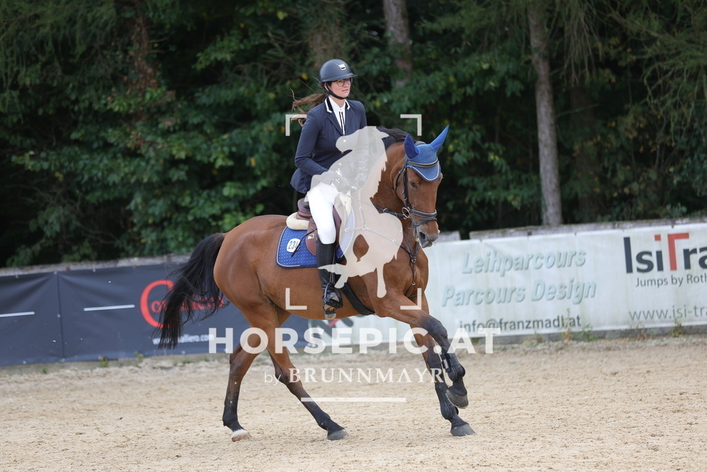 0P6A2614 | Willkommen bei Brunnmayr - Design & Fotografie – Ihrem Spezialisten für Reitturniere und Pferdeveranstaltungen in Oberösterreich, Salzburg und Bayern! Seit über 17 Jahren sind wir leidenschaftlich dabei.